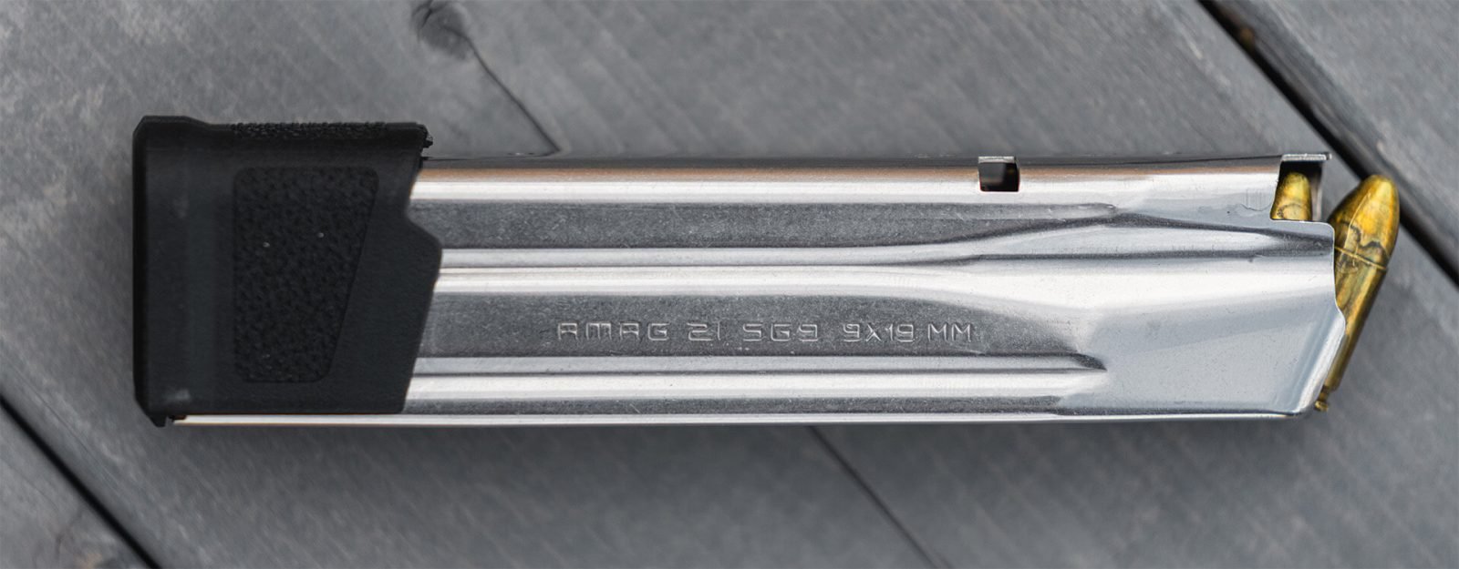 MAG1465-Hero_Magpul_AMAG_21_SG9_SIG_P320_M17_01